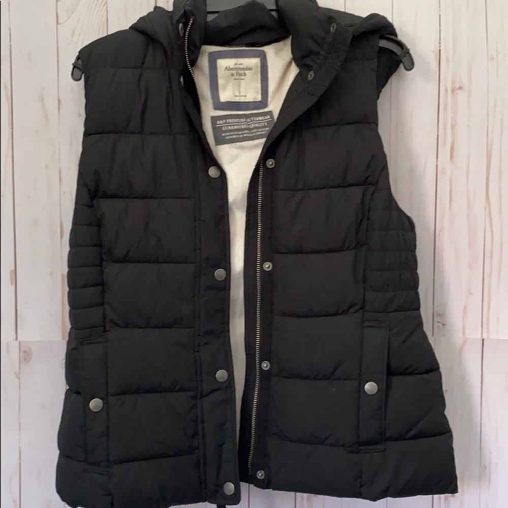 Abercrombie&Fitch Black Vest Size Large